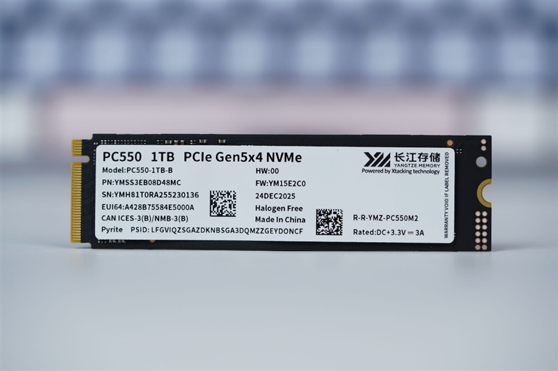 还有比它更强的OEM固态吗!长江存储PC550 1TB评测:不用散热片也能满速的PCIe 5.0 SSD