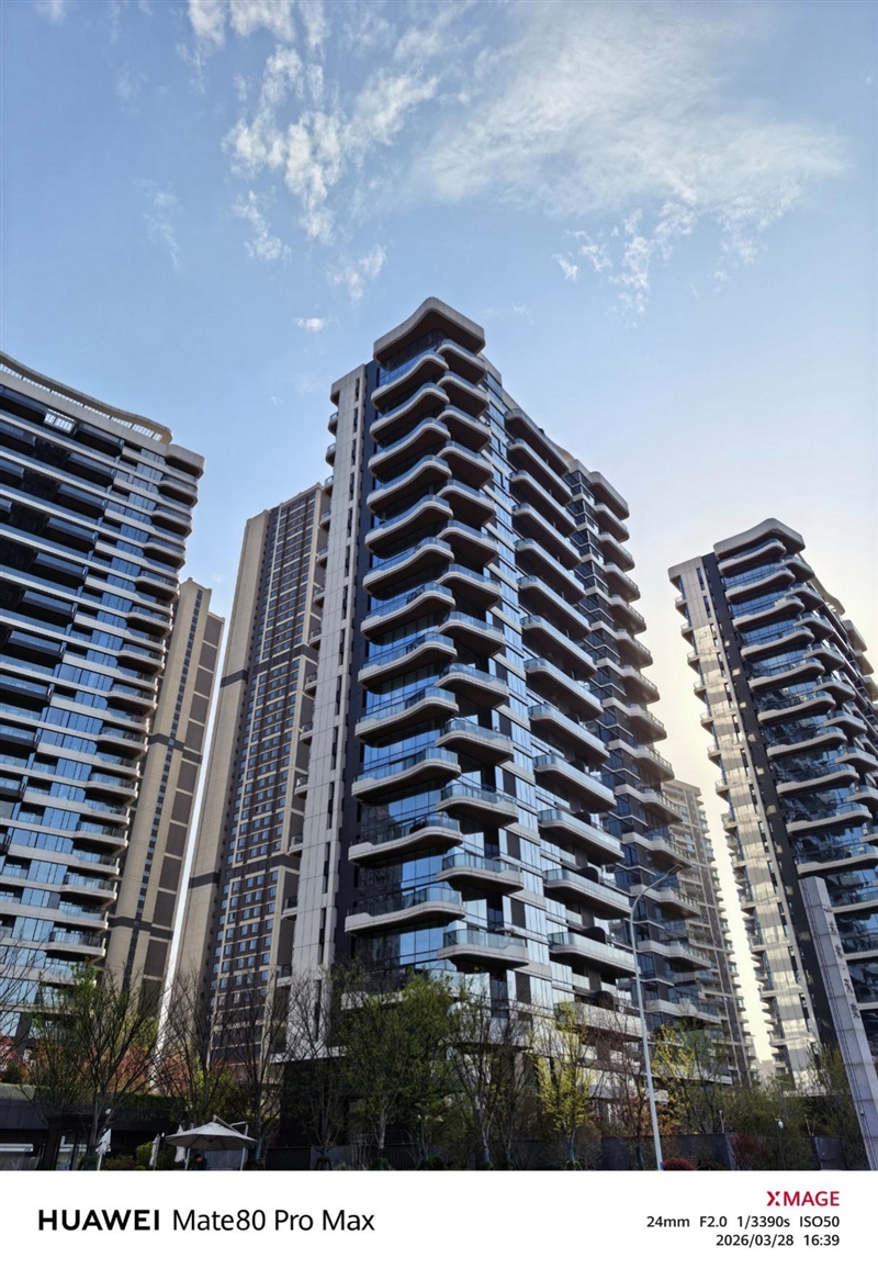 最强麒麟芯+自研风冷 华为Mate80 Pro MAX 风驰版全面评测：涡轮散热封神 性能稳到骨子里