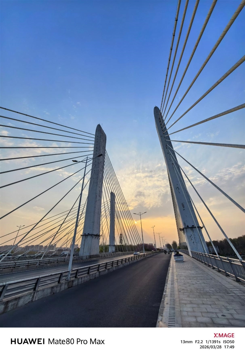 最强麒麟芯+自研风冷 华为Mate80 Pro MAX 风驰版全面评测：涡轮散热封神 性能稳到骨子里