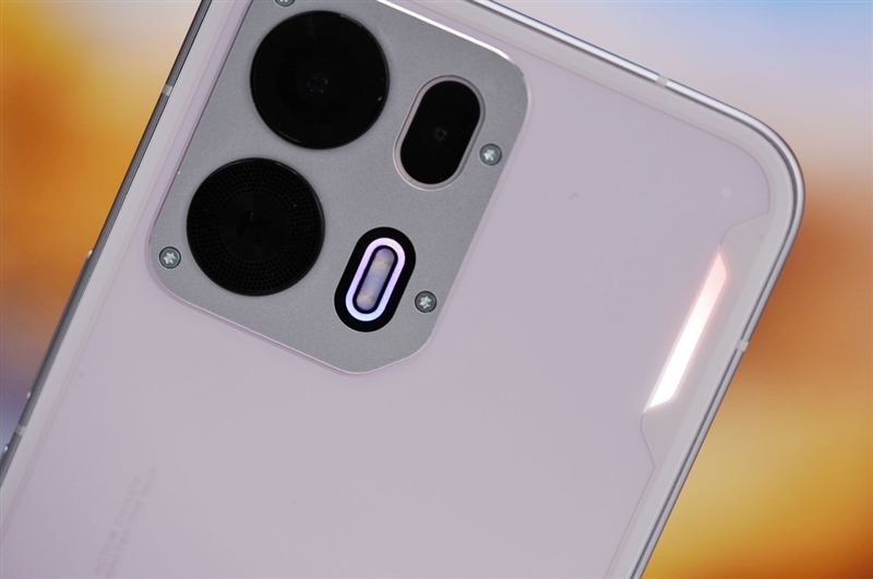 散热拉满性能不减！OPPO K15 Pro深度体验评测：榨干天玑8500 SUPER的最后一滴性能