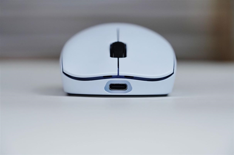 39g无打孔+原生双8K！雷柏VT0 Air MAX / VT3s Air MAX鼠标评测：轻到飞起还快到极致