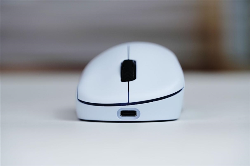 39g无打孔+原生双8K！雷柏VT0 Air MAX / VT3s Air MAX鼠标评测：轻到飞起还快到极致